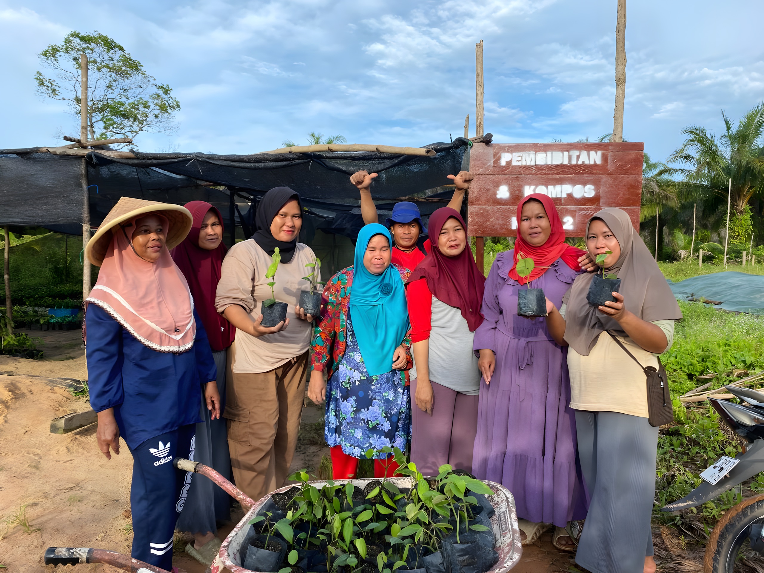 Petani perempuan dalam program CSA Askara